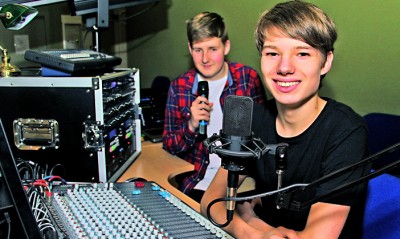 Die Schüler machen Radio für Schüler